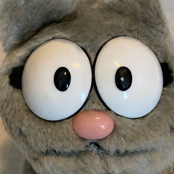 VTG Garfield Nermal 1983 Cat Grey Stuffed Animal Plush United Features Syndicate - Picture 3 of 12